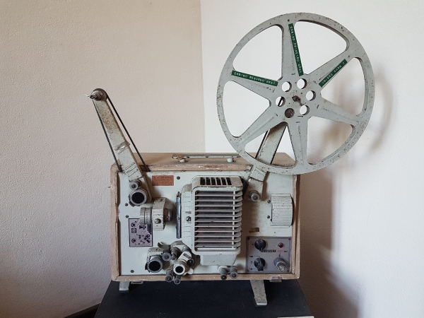 Projetor 16mm, 1970